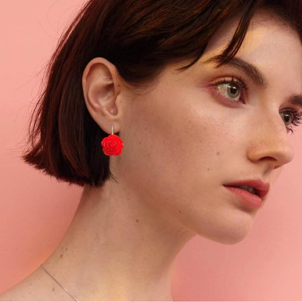 Elegant Sparkly Red Rose Earrings - Picture 3 of 6